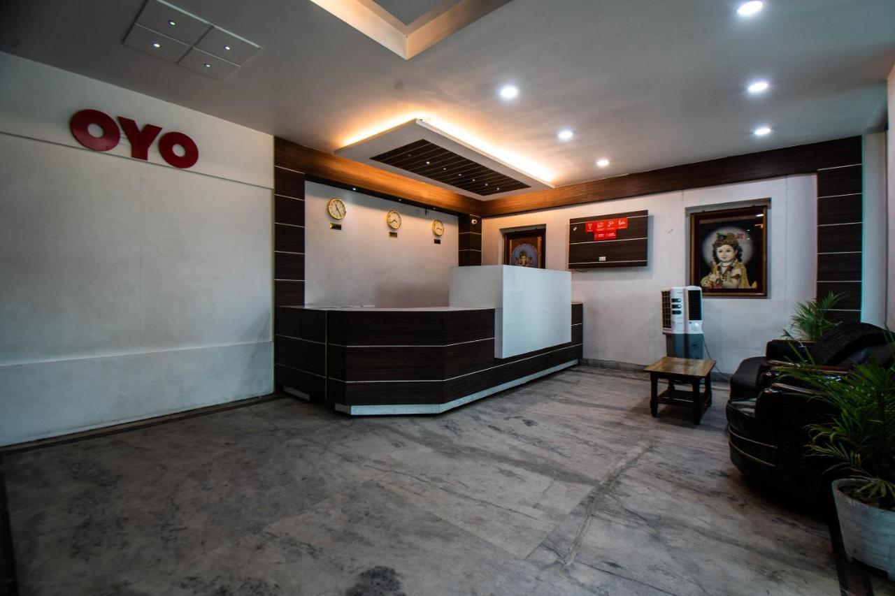 Oyo 29792 Piyush Hajipur Hotel Екстериор снимка